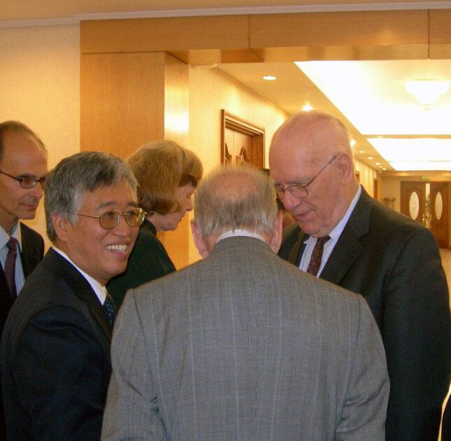 Lyndon LaRouche, Zhang Yung